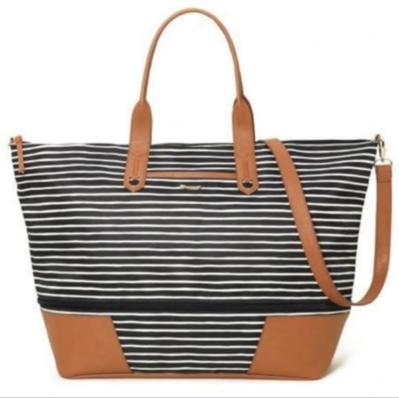 Stella & Dot Handbags - Stella and Dot Travel Bag Your Adventure Awaits